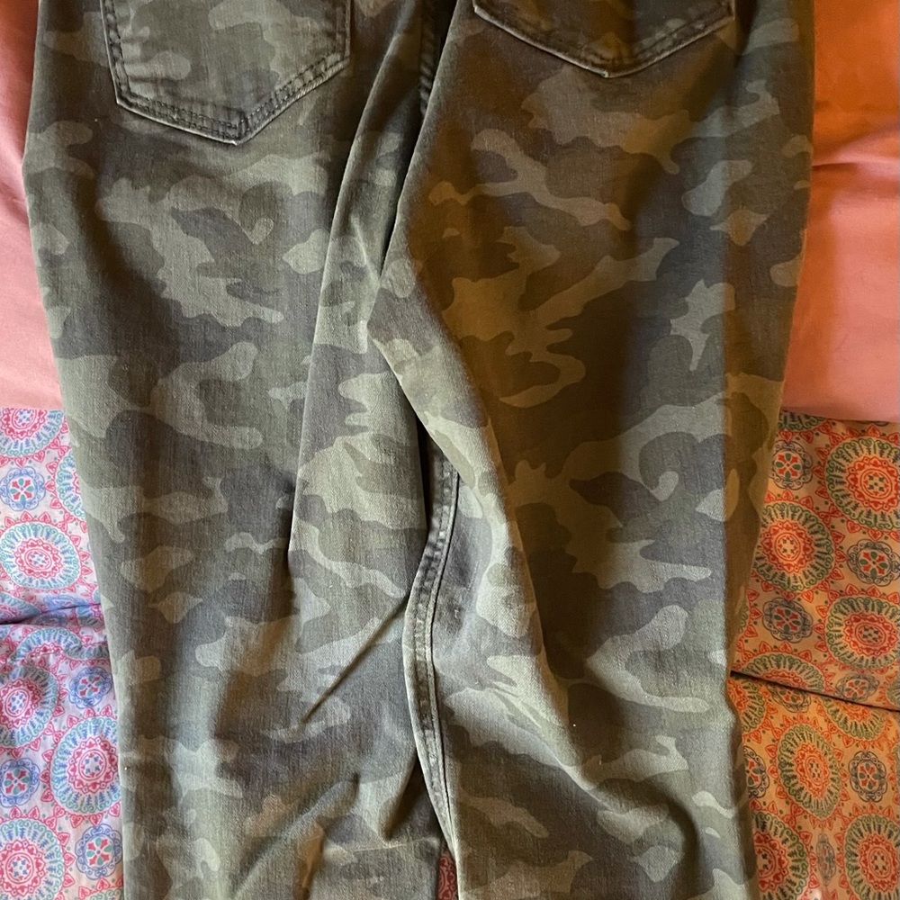 Jeans - Picture 3 of 6
